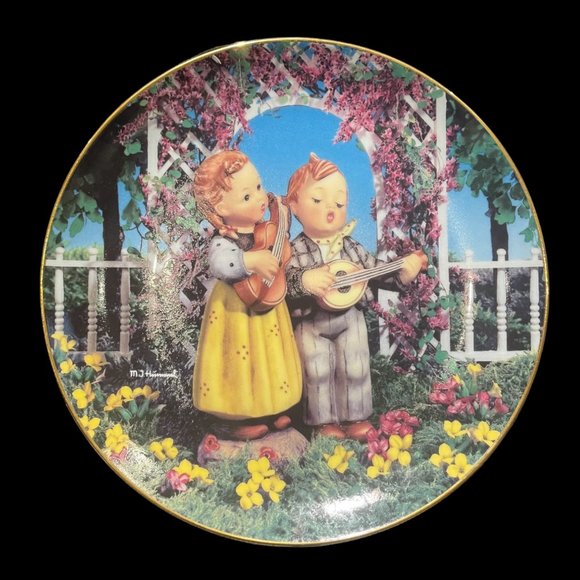 Vintage MJ Hummel Collector Plate with Gold Rim "Little Musicians" - Picture 1 of 3